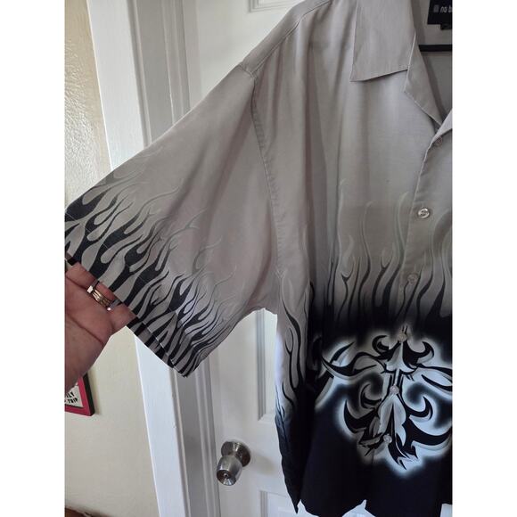Vtg Y2K No Boundaries 2XL Black Gray Flames Graphic Button up Shirt Tribal - Picture 3 of 8